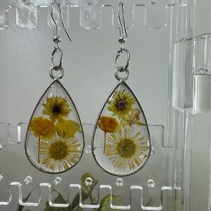 Handmade earrings, 925 silver plated hooks.
